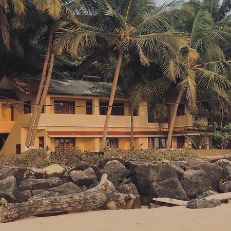 Kizhunna Rock Beach House カンヌール エクステリア 写真